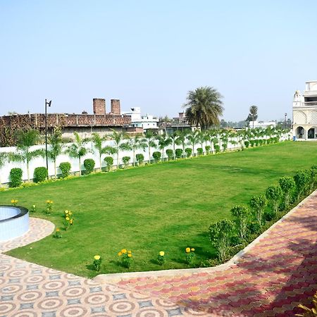 Vatika Banquet And Lawn Hotel Gaya Exterior photo