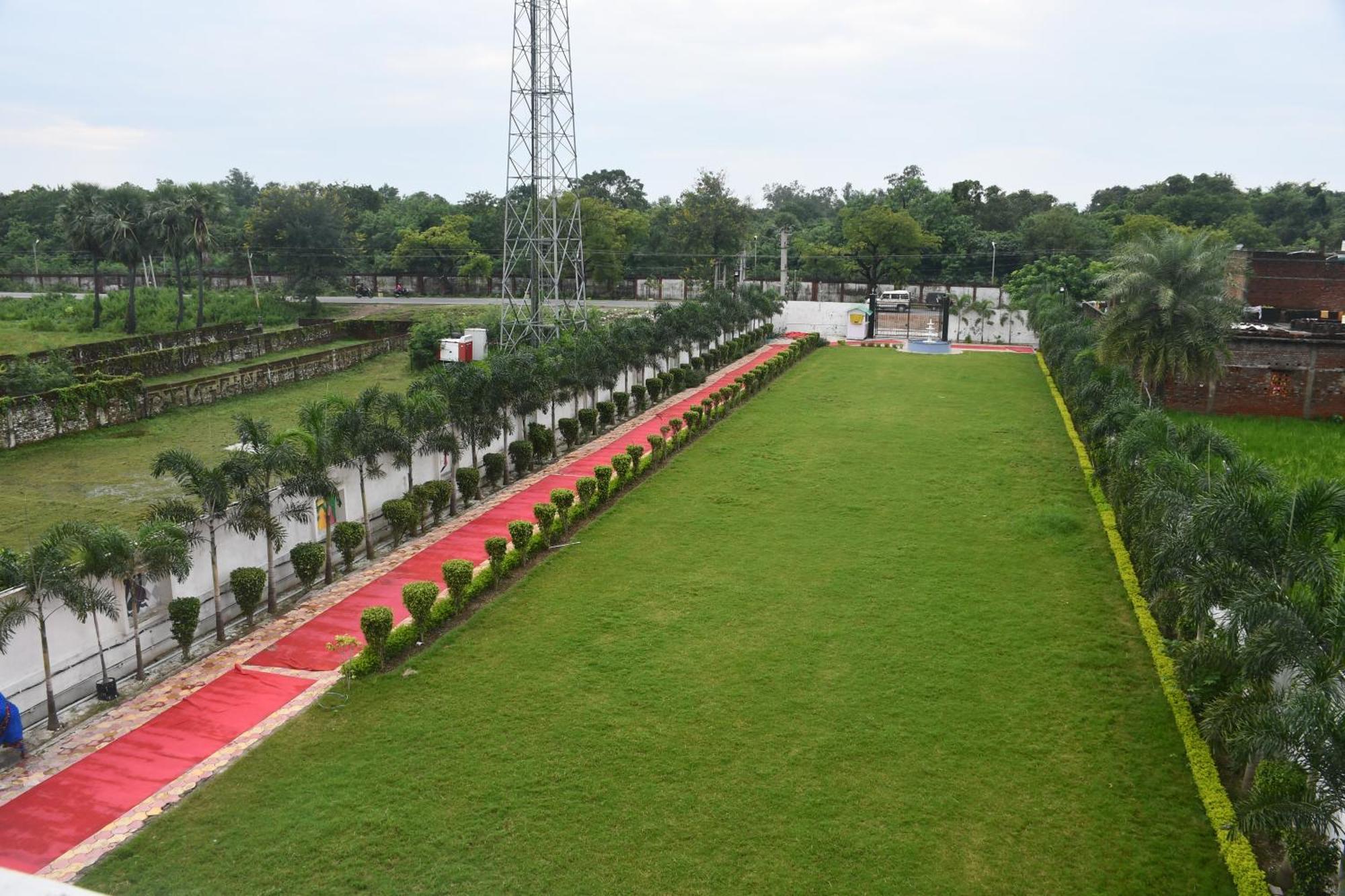 Vatika Banquet And Lawn Hotel Gaya Exterior photo