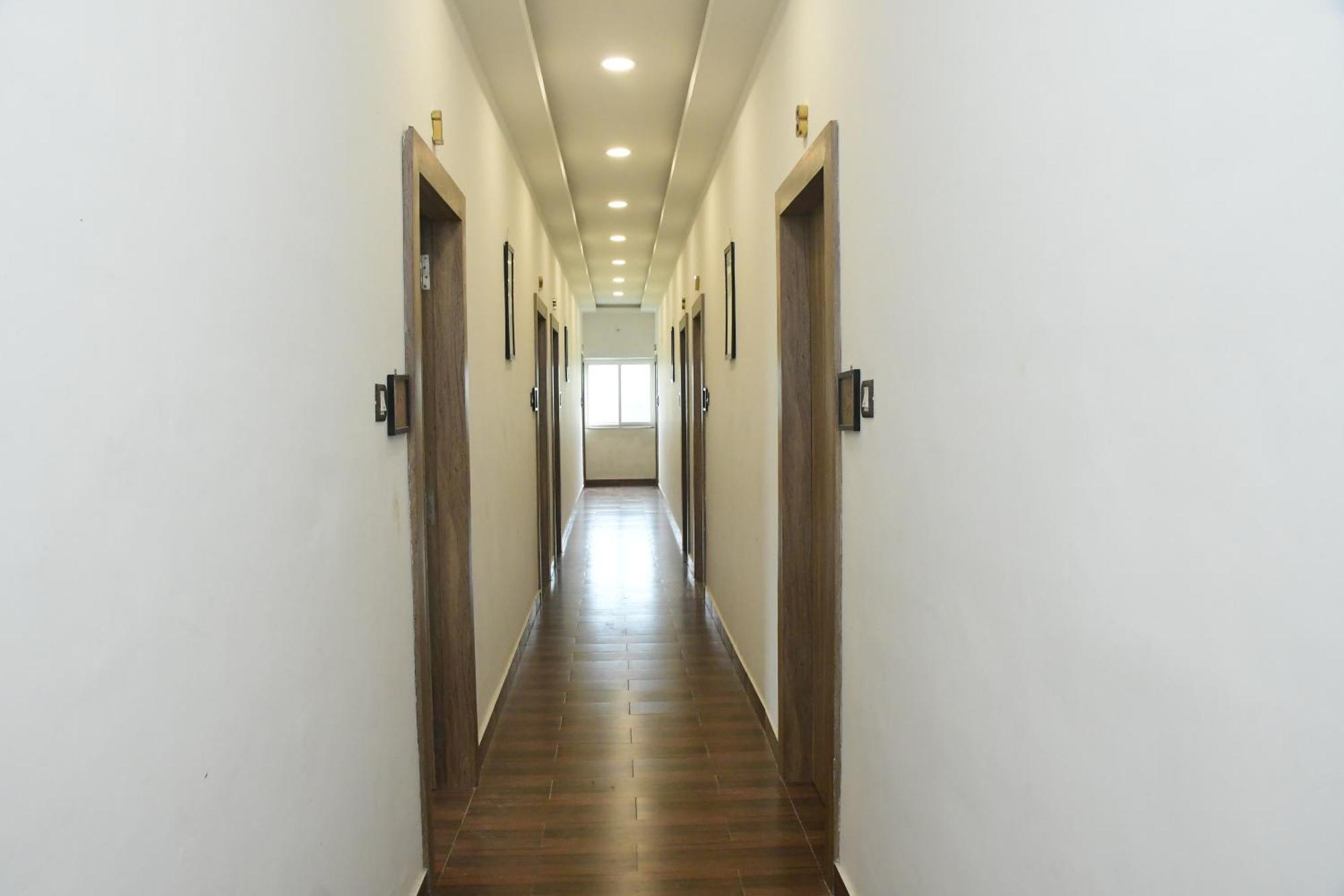 Vatika Banquet And Lawn Hotel Gaya Exterior photo